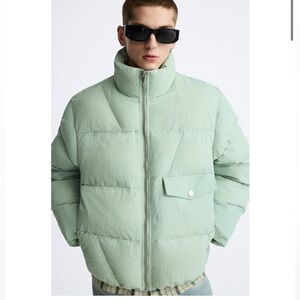 NWT Zara size large pocket puffer jacket in light green